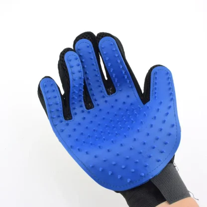 Gentle Hand Glove Pet Hair Brush - Image 4